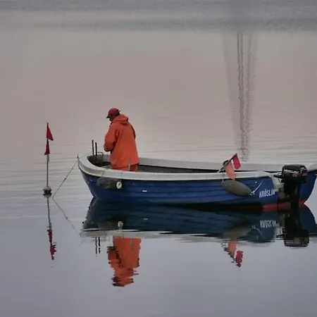 Hausboot In Am Bodden * Kröslin